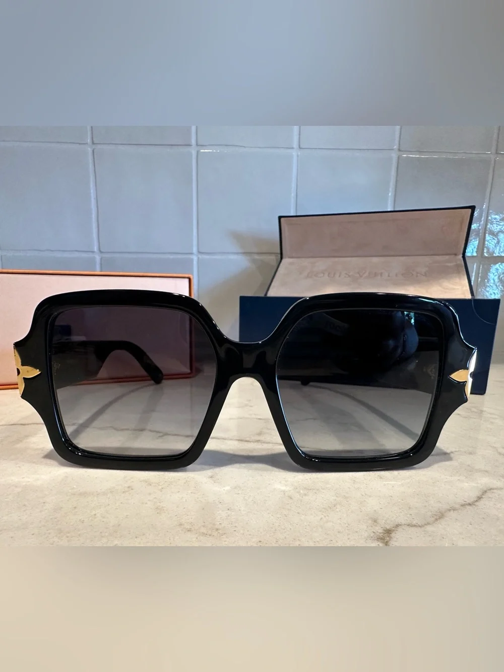 Louis Vuitton Z175W Black Women’s Monogram Flower Square Acetate Sunglasses